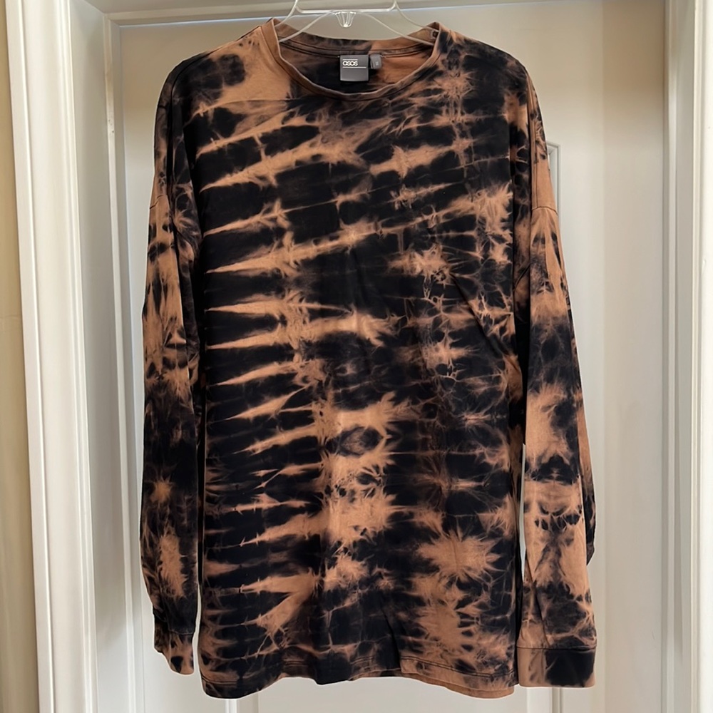 ASOS Men’s Acid Wash Tee